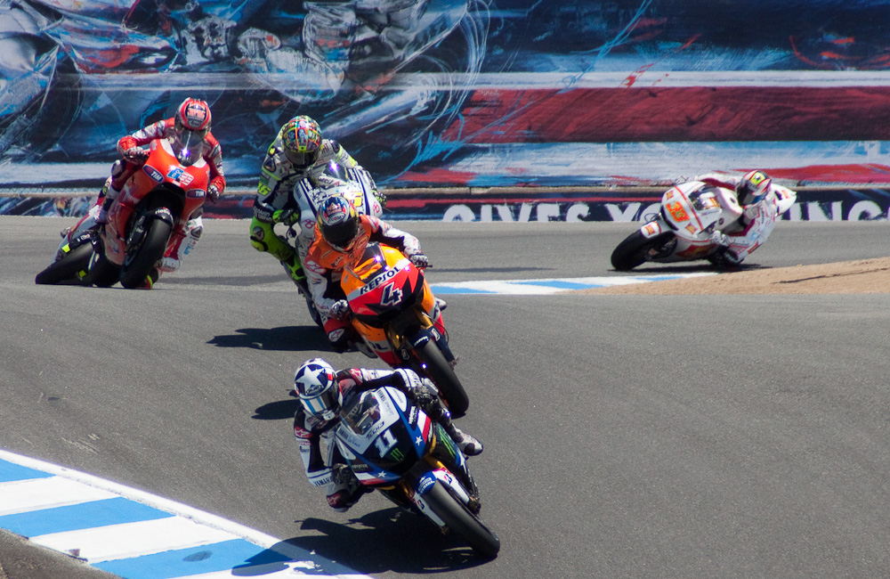Spies and his satellite Yamaha trying to hold off 3 factory bikes. 