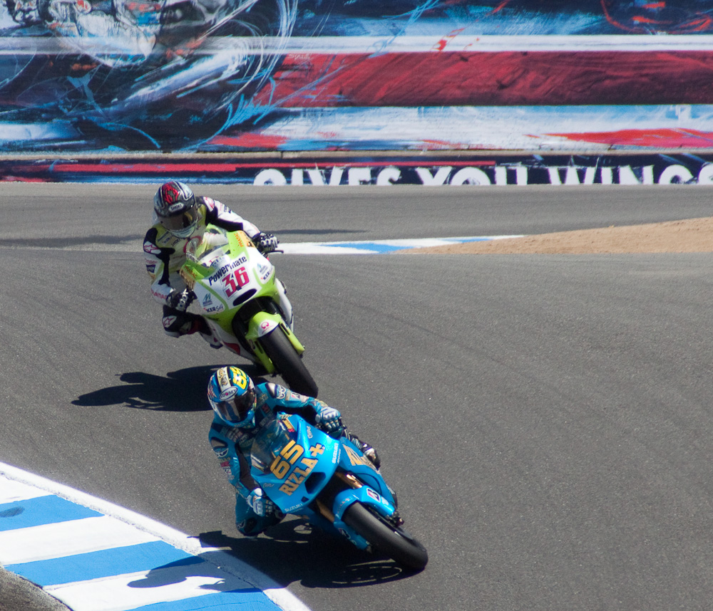 Kallio (36, Pramac Ducati) eventually beat by Capirossi (65, Rizla Suzuki) by 0.001 sec.